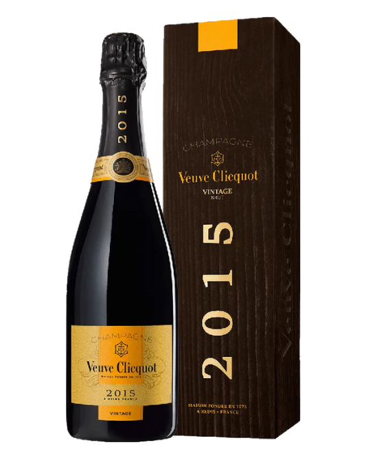 2015 Veuve Clicquot Ponsardin Vintage Brut 700ml Gift Box